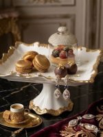 Hebena The Royal Scalloped Porcelain Pedestal Stand